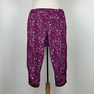 Lululemon, Women’s purple pattern capri leggings, size 4